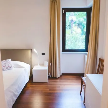 Casa Peler, Stunning Lake View Apartment